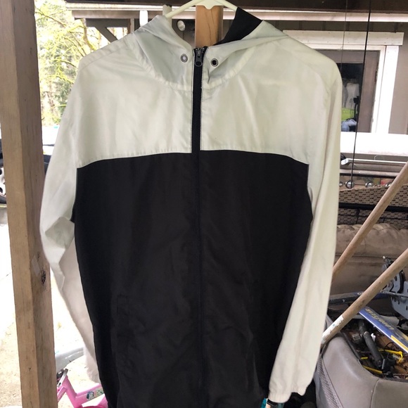 Beautiful Giant Mens Hooded Windbreaker Zip Jacket - Picture 3 of 16